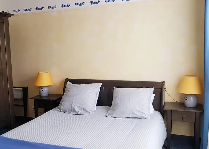 Hôtel de la Presqu\'ile